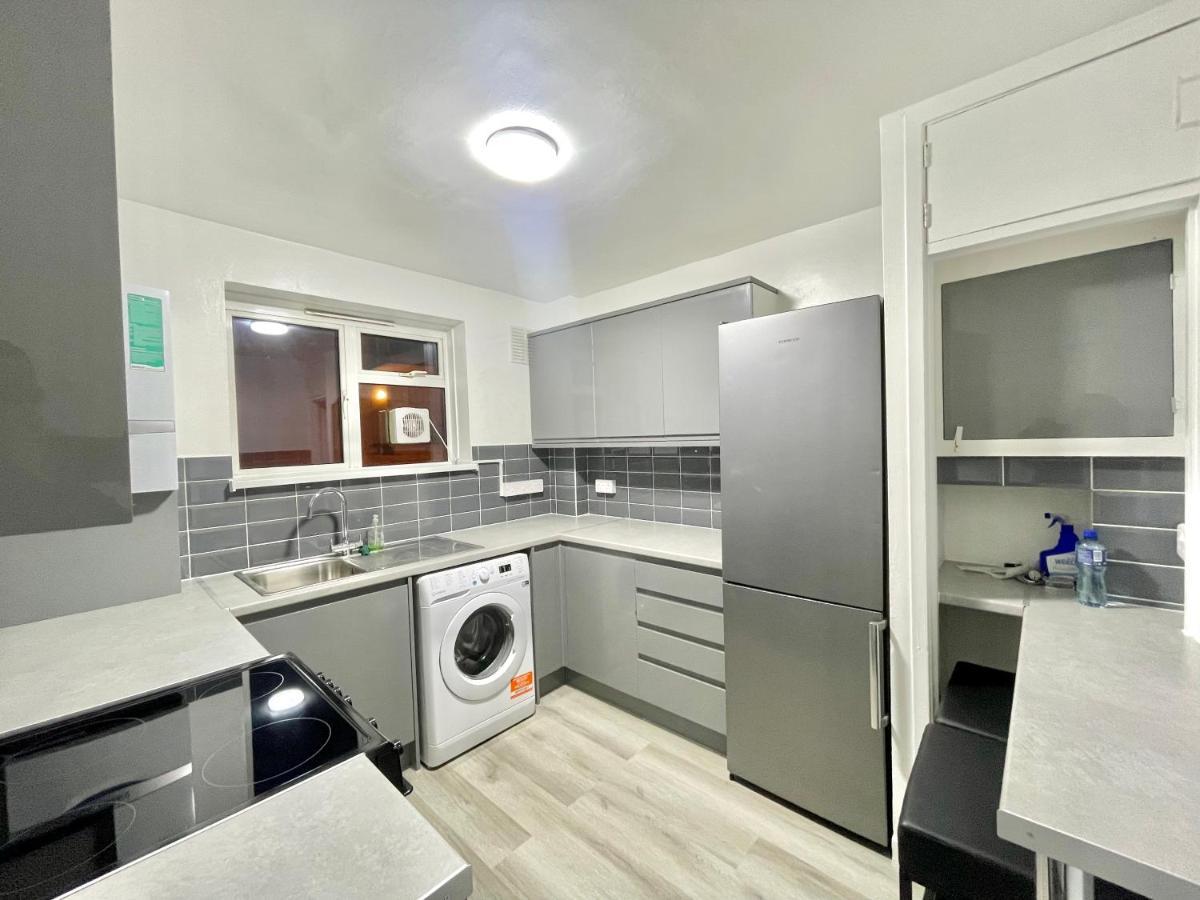 Fabulous 3 Bedroom Flat Sleeps 6 London Exterior photo